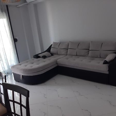 Villa Leonids 2 Nea Kallikrateia Экстерьер фото