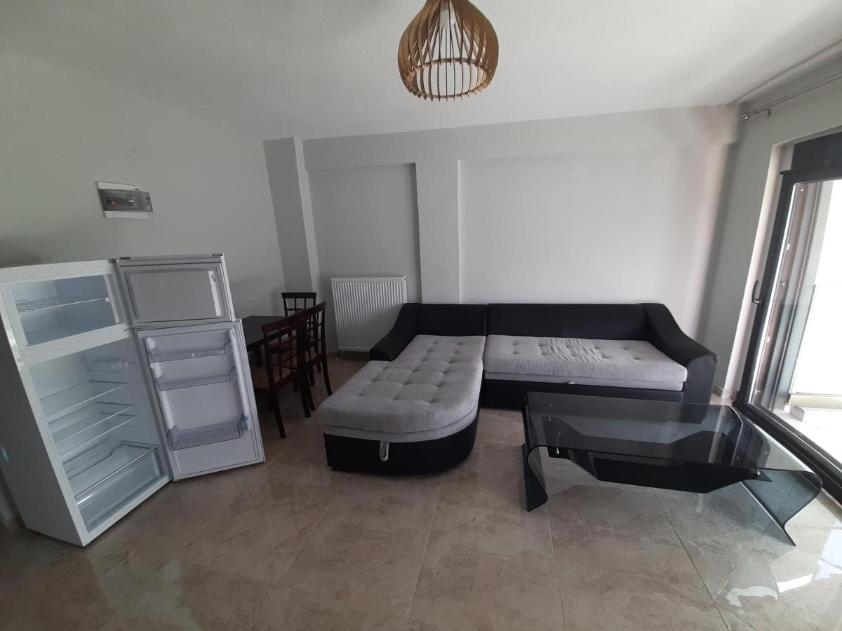 Villa Leonids 2 Nea Kallikrateia Экстерьер фото